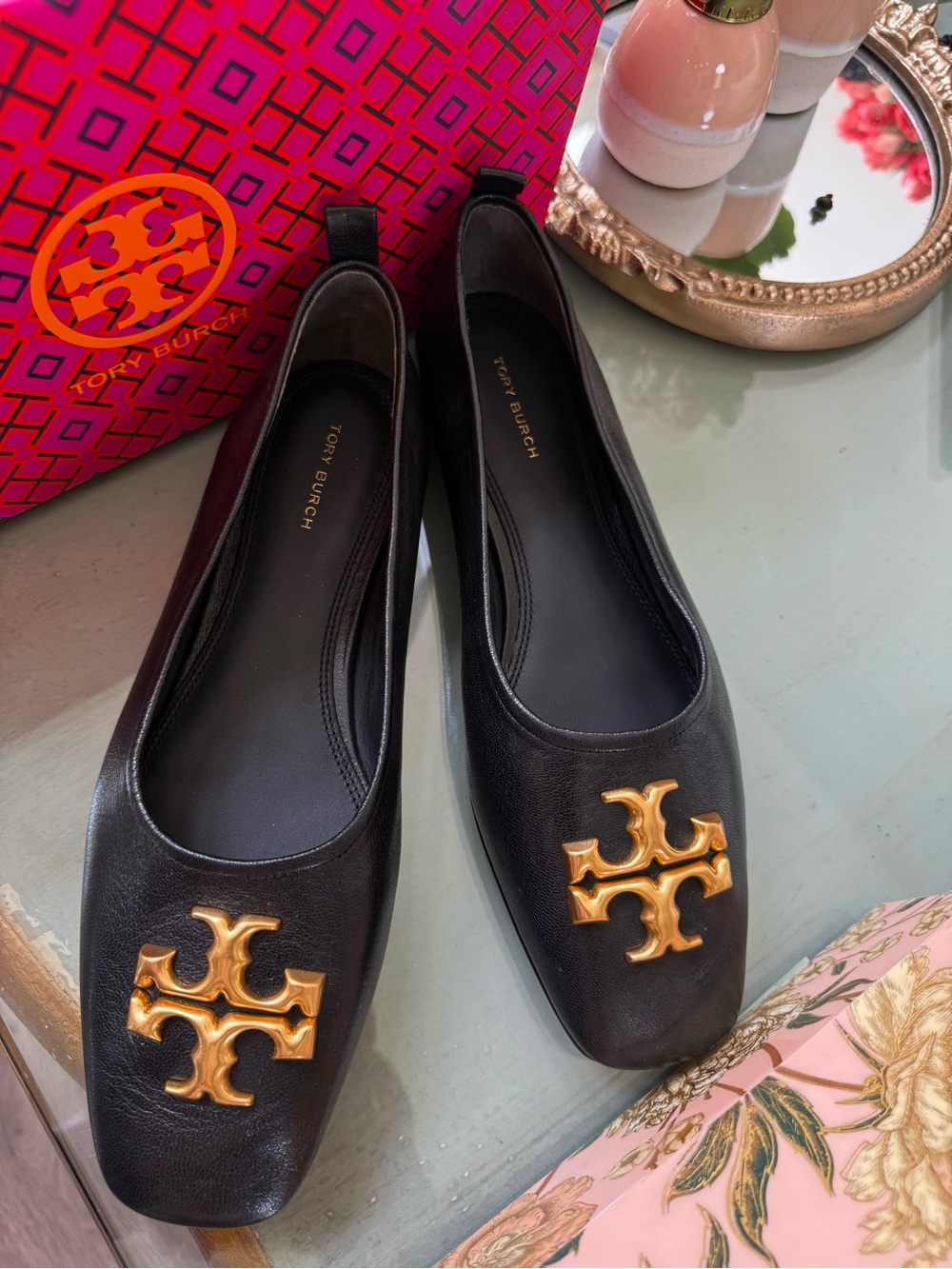 Tory Burch Black Leather Ballet Flats with Gold Logo - Picture 3 of 6